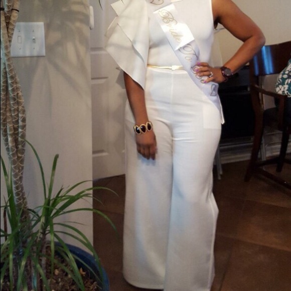 SOLD. FINAL SALE!!! Ruffle Jumpsuit - Picture 4 of 6